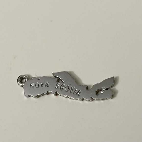 Vintage Sterling Silver Charm Pendant Nova Scotia Canada Travel - Picture 1 of 9
